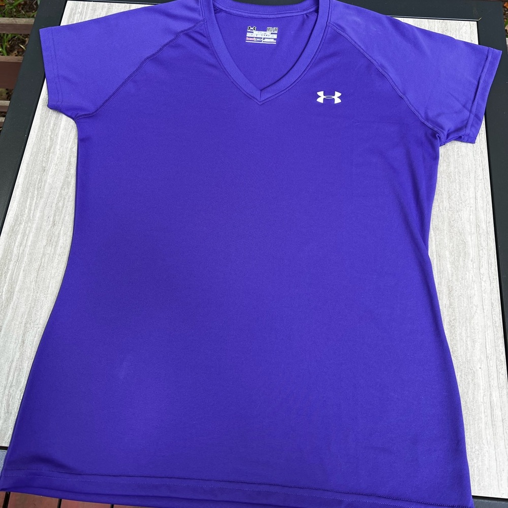 Under Amour shirt size M